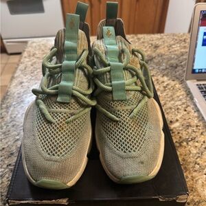 Sia Collective Cv 0.02 Jade.